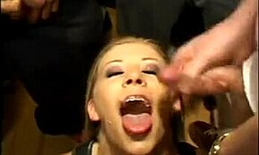 Koliko prljava može biti ova plavuša s svežim bukkakeom?