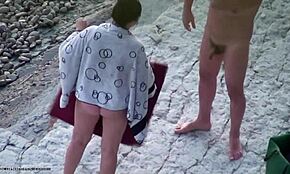 ¡Joder, morena gordita presume su cuerpo gordo bronceado sin idea!