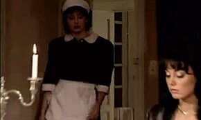 Voyeur chytí anitu dark, jak se svléká před intenzivním close-up hardcore vrtáním