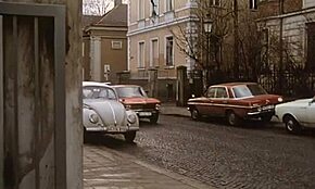 Qu'est-ce qui rend cette clip de baise des 70s si sauvage avec du sexe hard ?