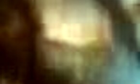 Blonde Amateur-Freundin meisterhaft im Oral