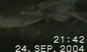 Sent på natta fanger skjult kamera hardcore-knull med blond ludder i soverommet.