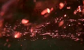 Beach Exhibitionist Strips Naked for Tanning Fun