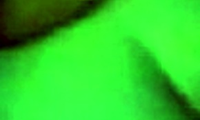 Petit ami filme la chatte mouillée de sa copine endormie en gros plan privé