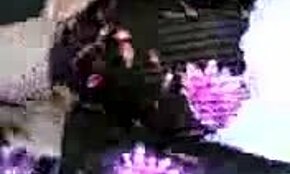 वाह, यह एमेच्योर अरब गर्लफ्रेंड अपनी गीली चूत को कैमरे के लिए फैला रही है!