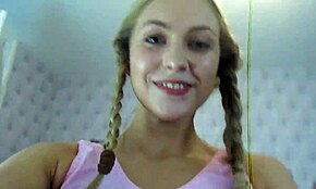 Oh mio dio, girls4cock.com... sto bagnando le mutande con questo squirting enorme... non riesco a fermarmi...