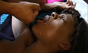 ワオ、新しい女の子たちのアクション見て！