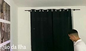 เมียรักพ่นน้ำเงี่ยนตอนนวดโดนน้ำเงี่ยนใส่หน้า