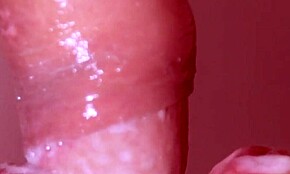 嘿，猛干我直到射在我骚大学生的奶子上，为了肛交！