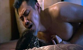 Uhh, aku pikir webseries Cina ini ada adegan anal mandi panas, tahu gak?