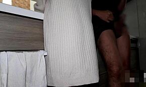 Ιαπωνίδα νοικοκυρά Mai, 30αρη, παίρνει κρέμα από εραστή κατά τη διάρκεια αναζήτησης σεξ