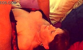 Amaterska babica v nogavicah dobi trdi pofuk in orgazme v misijonarski pozi