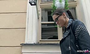 Scout tedesco convince fitness adolescente 18+ Barbara a scopare al casting falso