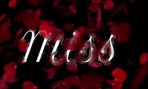 Mann, å blotte kukken i bilen er risikabelt, men jenta mi hjelper meg å komme! 😏