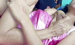 Πλήρη νύχτα σεξ! Ινδικό κορίτσι χωριού και αδερφός τρελαίνονται.