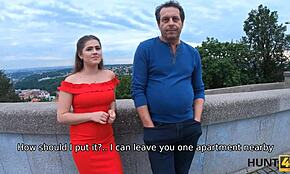 Roztomilá pražská holka svlékne červené šaty za prachy s kývnutím od nevlastního táty