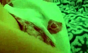 La Mia Zia Matrigna Non Sa Che Ho Scopato Sua Figlia Durante la Visita Vicino.