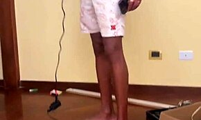 Hej, chcesz zobaczyć jak cafuçu dotado dostaje lodzika od geja za szybką wymianę pracy?