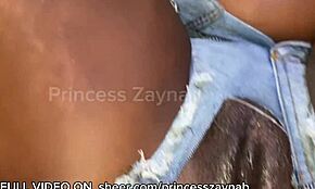 Milf Jiran Bertetak Besar Juicy Oily Panas Dikongkek Dalam Jeans Robek