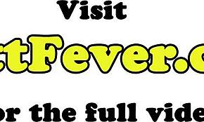 メガネ美女がヨーロッパのアマチュアにドッグスタイルでアナルファック