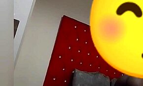 Spycamera vangt haar gebogen voor buiten doggystyle actie