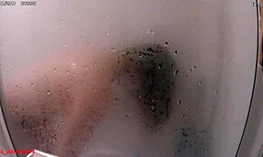 Невероятно! Скрытая камера ловит гостей Airbnb трахающимися в моем душе!