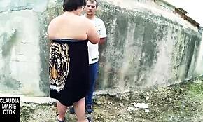 Kita Gila Ngewe di Dinding Luar Berbahaya Tua Ini?