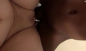 หีอวบหนาเกร็ปหีชายลึกเข้าไป