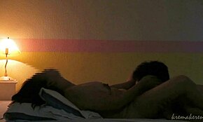 Jolie bombe de femme dans vidéo sexe privé version complète