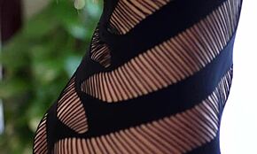 섹시한 아시안 이웃녀, 에로 비디오 로시 에피소드 7에서 너무 야해 😍