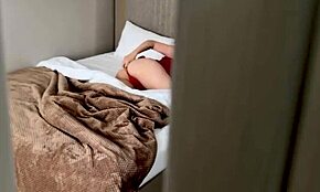 เฮ้ย ฉันแม่เลี้ยงนาย อย่าจ่ายในขณะแม่งฉันแรง!