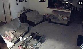 Karının Aldatması Gizli Kameraya Yakalandı, Ne Şok!