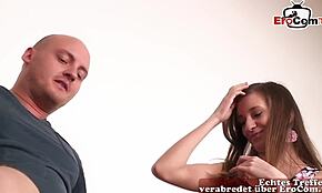 Virgină germană timidă ia doar anal la casting prima dată