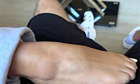 Hé, wil je zoete Luna Luxe zien in hete stiefdochter fantasie? Doe mee met Scott Stark nu!