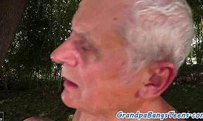 Hej, dostala som creampie v divokej euro trojke