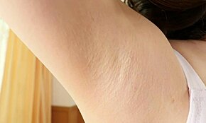 Prvič žena Mari Blackwood jebana in kreampana!