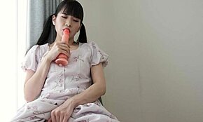 Σεξι μελαχρινή Sumire Mizuno γαμάει σκληρά σε ιαπωνικό στυλ