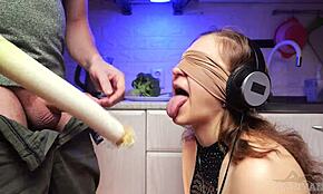 Шокиран съм, че приятелят ми излъга, после му смучех истински