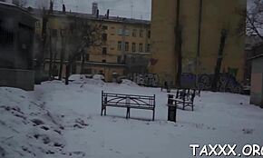 Uh, cewek telanjang 18+ dientot keras di cam, tahu?