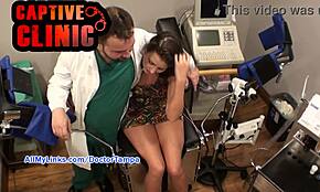 Helena Price ile Çıplak Sahne Arkası Vahşi Seks Kayıtları, Kamera Dolu