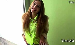 Pokupio mladu ukrajinsku devojku! Elle Rose i Vira Gold puše ogromni kurac