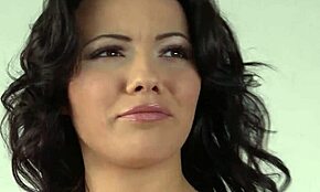 Ей, Ванеса Декер обича секс видео кастинги за да се изчука! 🔥