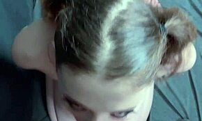 Пышная студентка 18+ становится на колени за огромным кончалкой на лицо после глубокого минета