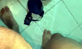 ฉันจับเพื่อนสนิทเย็ดแฟนหน้าอกใหญ่ในรถและเสียวตอนพวกเขาจบ