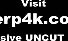 Szexi fiatalok könyörögnek bevásárlóközponti rendőrnek, hogy elkerüljék a bajt munkában - Perp4k