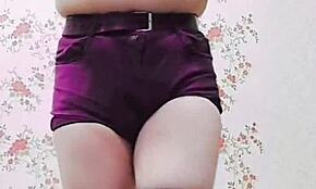 4K Shemale sissy travesti 3 sıcak elbise içinde, beyaz twink orospu, o kıç ne kadar büyük?!