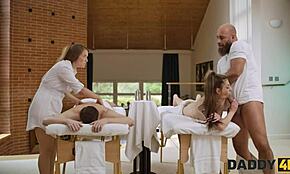 대디4K, 이 야한 마사지로 젊은 유럽 틴과 갈구해! 😏