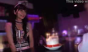 Танка Моа Чан, лепотица из кафића, жуди за дивљим пушењем и шприцајућим сексом