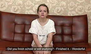 Ehi, hai visto il primo casting vergine di Samanta Grom? Ha curve strette!