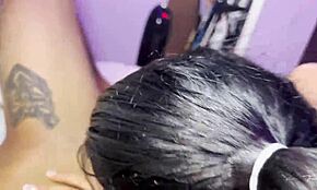 نيك شرج عميق بالكرات مع صديقتي المتحررة